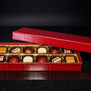 Boîte de 12 Chocolats Artisanaux – Collection Signature