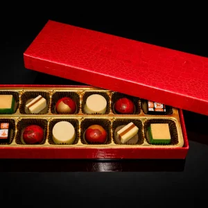 Boîte de 12 Chocolats Artisanaux – Collection Signature